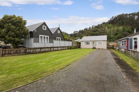 Photo of property in 102 Prices Avenue, Thames, 3500