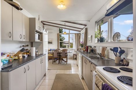 Photo of property in 1/14 Eyre Street, Henderson, Auckland, 0612