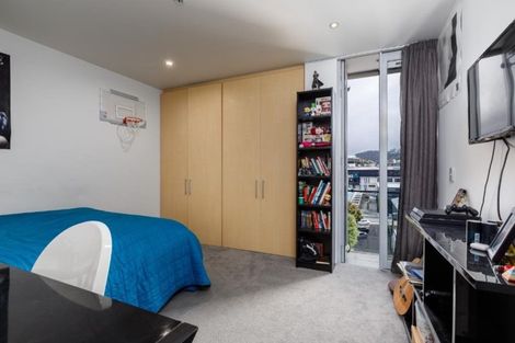 Photo of property in Sanctum Apartment, 10 Ebor Street, Te Aro, Wellington, 6011