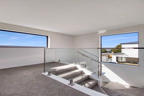 Photo of property in 10/116 Colwill Road, Massey, Auckland, 0614