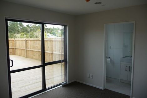 Photo of property in 21/5 Perekia Street, Albany, Auckland, 0632