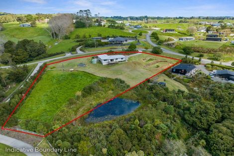 Photo of property in 11 Lupis Way, Kaiwaka, 0573