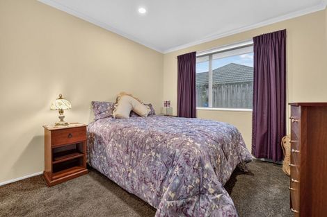 Photo of property in 35 Nottingham Drive, Hamilton East, Hamilton, 3216