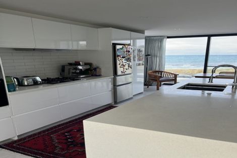 Photo of property in 8a Lyall Parade, Lyall Bay, Wellington, 6022