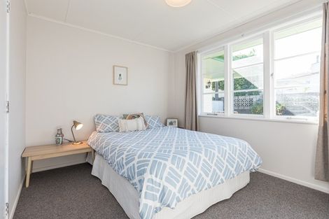 Photo of property in 5 Mcgreevy Street, Waipawa, 4210