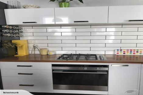 Photo of property in 7 Royal Street, Berhampore, Wellington, 6023