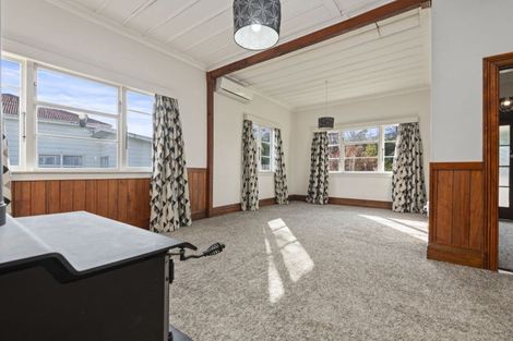 Photo of property in 135 Hautapu Street, Taihape, 4720