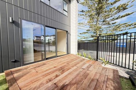 Photo of property in 12a Gordon Avenue, Milford, Auckland, 0620