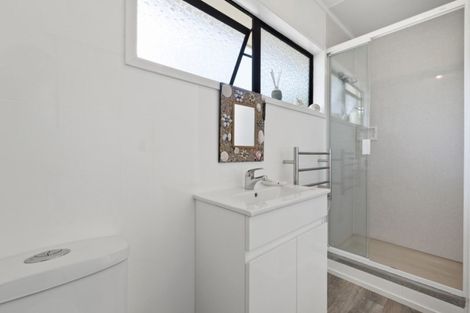 Photo of property in 5 Ladies Mile, Manly, Whangaparaoa, 0930