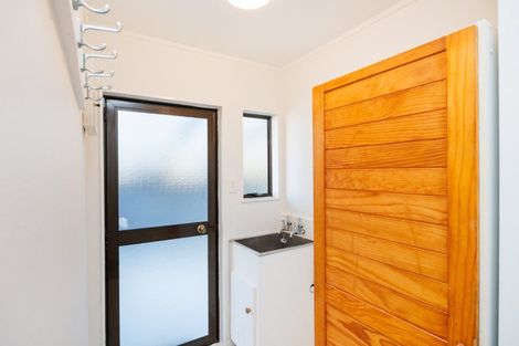 Photo of property in 92c Sherwill Street West, Feilding, 4702