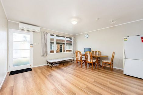 Photo of property in 3/135 Titirangi Road, New Lynn, Auckland, 0600