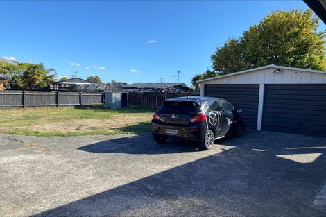 Photo of property in 211 Sandwich Road, St Andrews, Hamilton, 3200