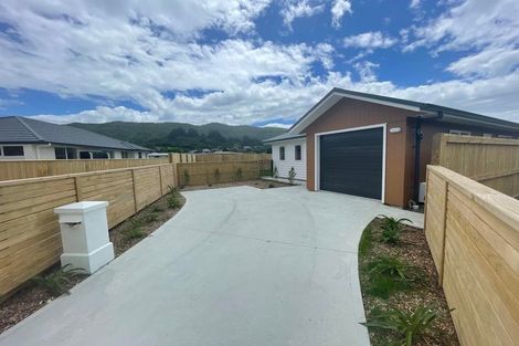 Photo of property in 22 Te Ara O Toroa, Wainuiomata, Lower Hutt, 5014