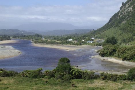 Photo of property in 4 Horncastle Crescent, Little Wanganui, Karamea, 7893