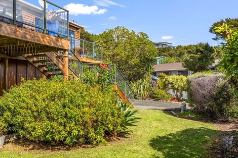 Photo of property in 18 Bay View Road, Cable Bay, 0420