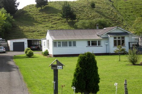 Photo of property in 11 Caversham Road, Westmere, Whanganui, 4501