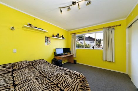 Photo of property in 93 Oreil Avenue, West Harbour, Auckland, 0618