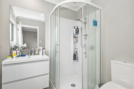 Photo of property in 2/144 Old Farm Road, Hamilton East, Hamilton, 3216