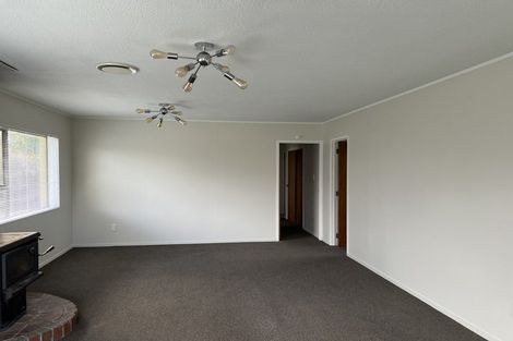 Photo of property in 12 Pinotage Place, Huapai, Kumeu, 0810