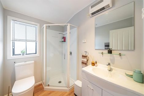 Photo of property in 21 Marlborough Street, Silverstream, Upper Hutt, 5019