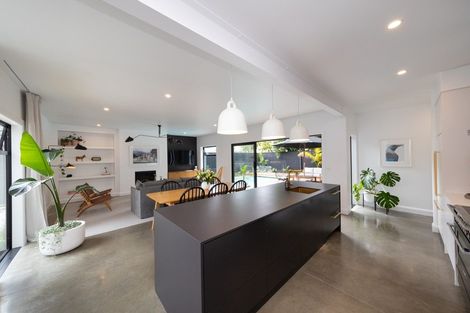 Photo of property in 17a Phoenix Avenue, Hokowhitu, Palmerston North, 4410