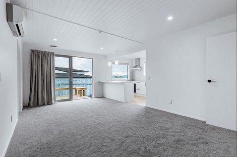 Photo of property in 38 Puriri Street, Hilltop, Taupo, 3330