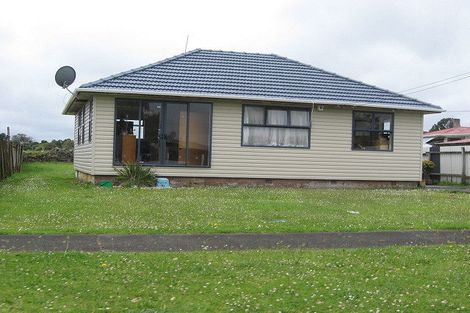 Photo of property in 9 Kiekie Road, Mangere Bridge, Auckland, 2022