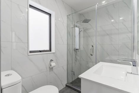 Photo of property in 2a Melleray Place, Randwick Park, Auckland, 2105