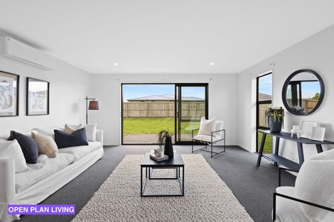 Photo of property in 184 Faringdon Boulevard, Rolleston, 7615