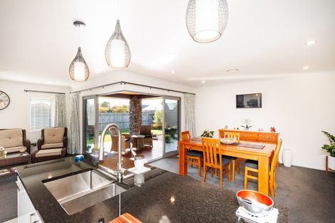 Photo of property in 1 Kanzan Grove, Feilding, 4702