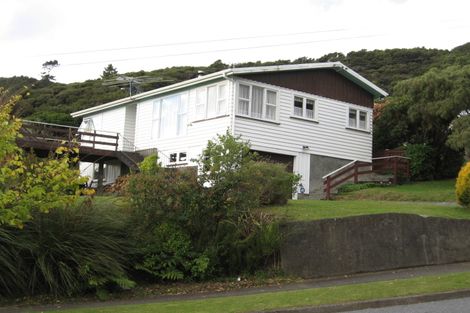 Photo of property in 11 Swainson Street, Naenae, Lower Hutt, 5011