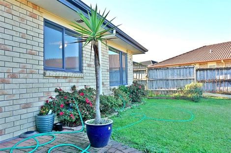 Photo of property in 45 Magic Way, Randwick Park, Auckland, 2105