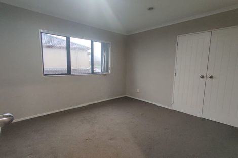 Photo of property in 36 Cyril French Drive, Flat Bush, Auckland, 2016