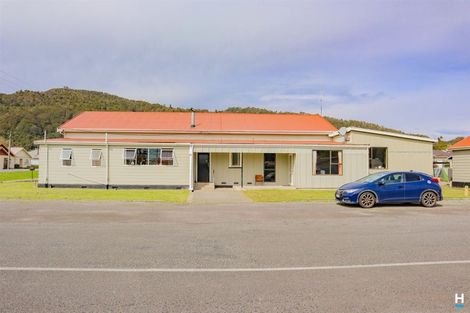 Photo of property in 37 Inverness Street, Dunollie, Runanga, 7803