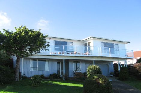 Photo of property in 4 Tregear Place, Camborne, Porirua, 5026