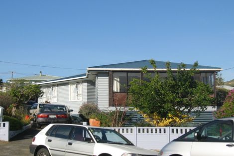 Photo of property in 6 Birman Place, Cannons Creek, Porirua, 5024