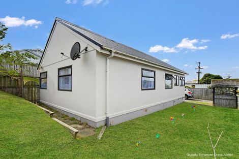 Photo of property in 214 Puriri Street, Castlecliff, Whanganui, 4501