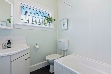 Photo of property in 2 Earl Street, Hillsborough, Christchurch, 8022