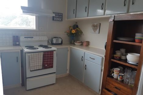 Photo of property in 28 Freyberg Street, Solway, Masterton, 5810