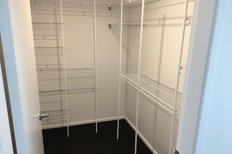 Photo of property in 18 Tabraham Crescent, Pyes Pa, Tauranga, 3112