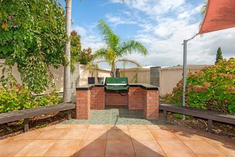 Photo of property in 68 Potae Avenue, Lytton West, Gisborne, 4010