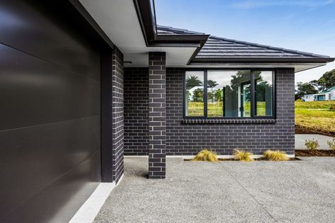 Photo of property in 130b Manawapou Road, Hawera, 4610