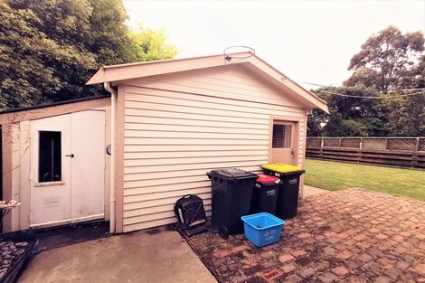 Photo of property in 85 Cambridge Terrace, Waterloo, Lower Hutt, 5011