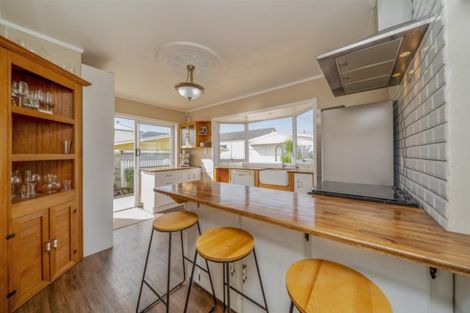 Photo of property in 155 Saint Aubyn Street, New Plymouth, 4310