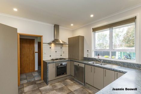 Photo of property in 9 Innes Place, Roslyn, Palmerston North, 4414