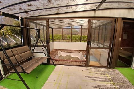 Photo of property in 60 Hillsborough Road, Hillsborough, Auckland, 1042