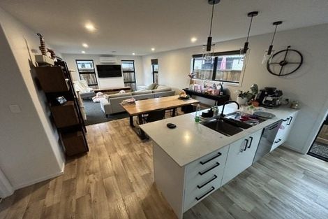 Photo of property in 21 Inaka Place, Poike, Tauranga, 3112