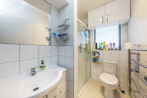 Photo of property in 9 Totara Meadows Court, Wiri, Auckland, 2104