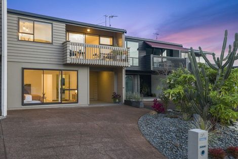 Photo of property in 2/1 Burns Avenue, Takapuna, Auckland, 0622