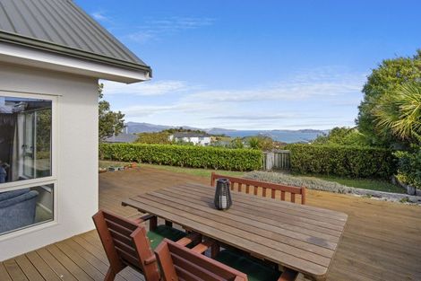 Photo of property in 3 Lemonwood Grove, Maungaraki, Lower Hutt, 5010